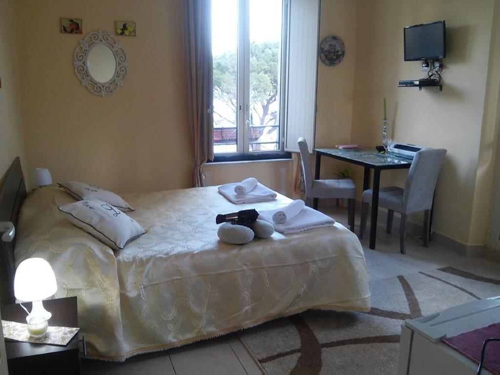 タオルミーナ カーサ ランフランキ Bed & Breakfast 部屋 写真